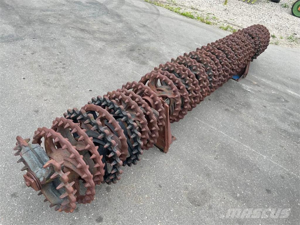 Dal-Bo Rohrstabwalze + Nockenringwalze Multiflex 400 مثاقيب مدمجة