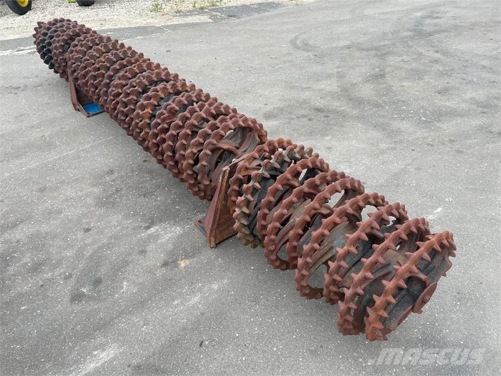 Dal-Bo Rohrstabwalze + Nockenringwalze Multiflex 400 مثاقيب مدمجة