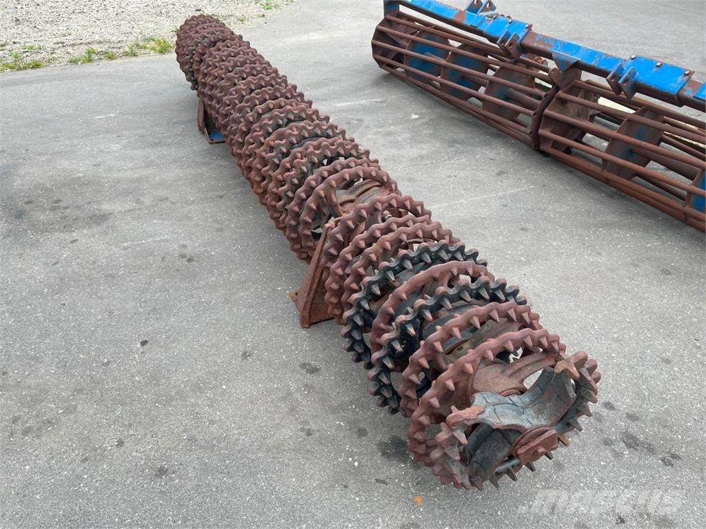 Dal-Bo Rohrstabwalze + Nockenringwalze Multiflex 400 مثاقيب مدمجة