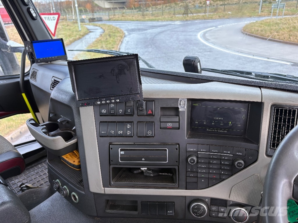 Volvo FM 380 Camiones portamaquinaria