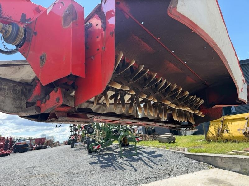 Kuhn FC 883 - Ersatzteilspender Landbouw - overige