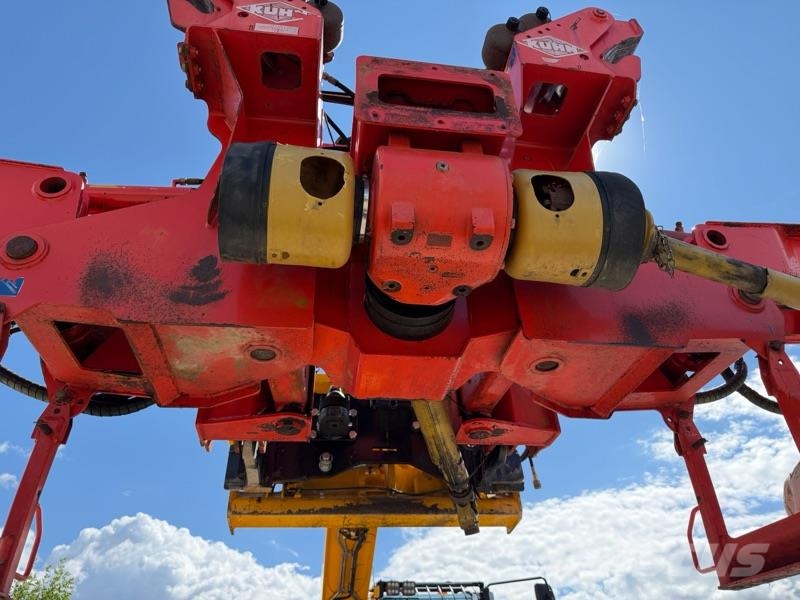 Kuhn FC 883 - Ersatzteilspender Landbouw - overige