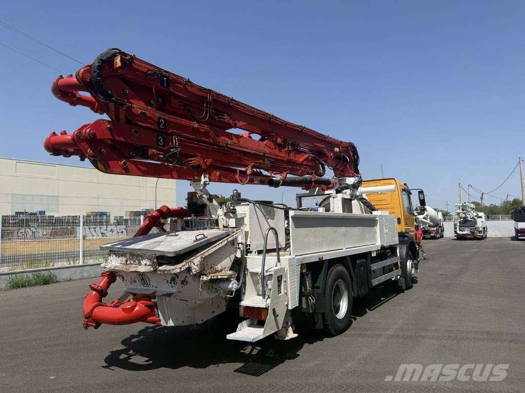 Mercedes-Benz Axor 1833 Beton verdeelmasten
