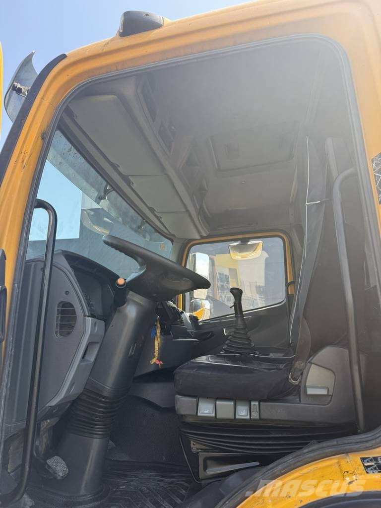 Mercedes-Benz Axor 1833 Beton verdeelmasten
