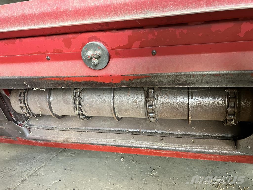 Case IH AXIAL-FLOW 9230 Kombinované zberacie stroje