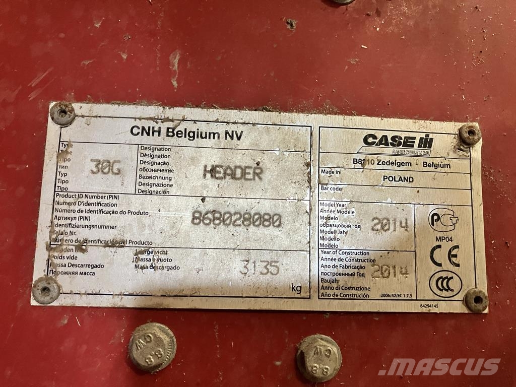 Case IH AXIAL-FLOW 9230 Kombinované zberacie stroje
