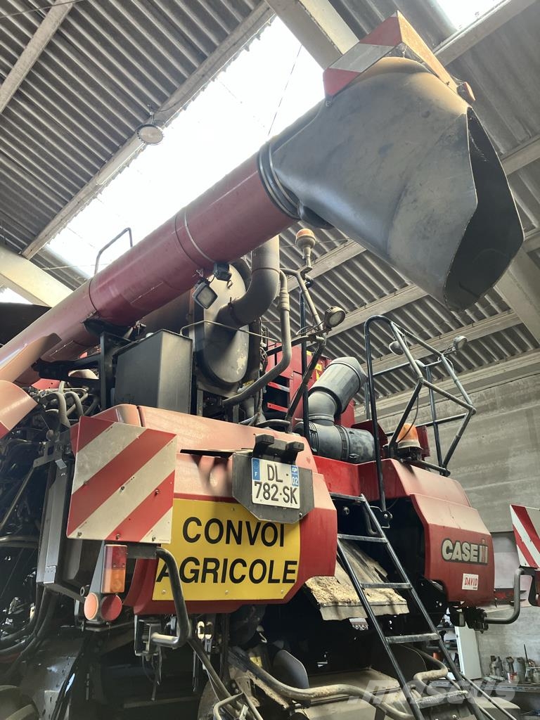 Case IH AXIAL-FLOW 9230 Ražas novākšanas kombaini