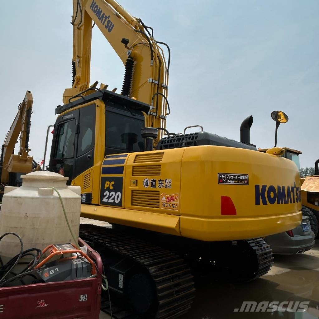 Komatsu 220-8 Escavadeiras de esteiras