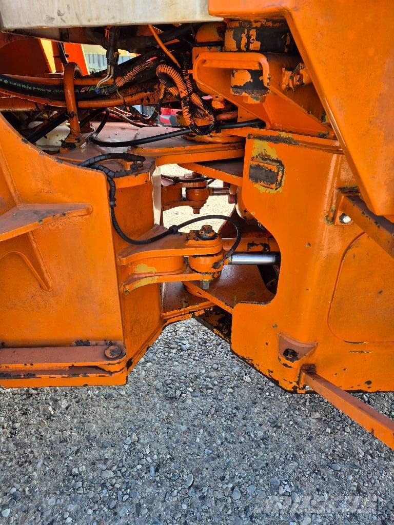 Fiat FR 130 //good condition// good tires Cargadoras sobre ruedas