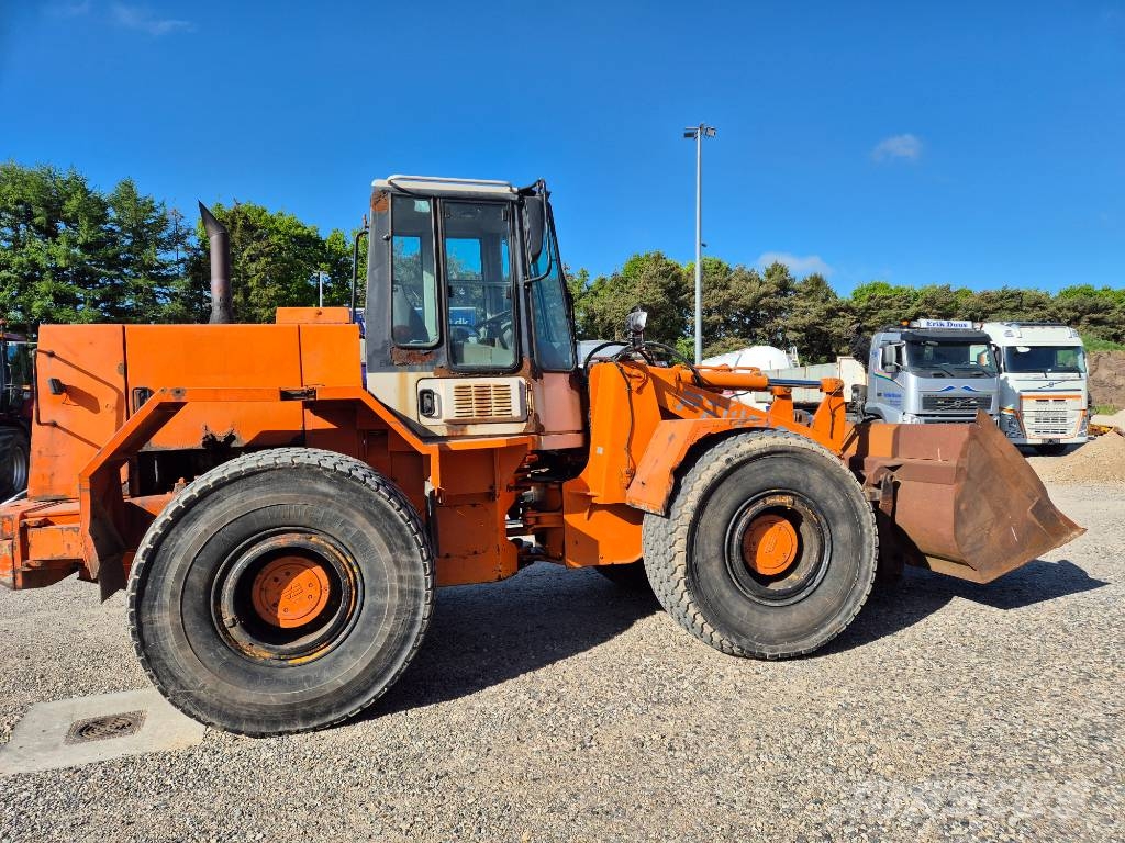 Fiat FR 130 //good condition// good tires Cargadoras sobre ruedas