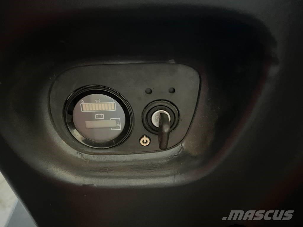 Linde T18 V-0838 OB Χειροκίνητα παλετοφόρα