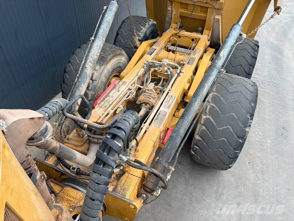 CAT 740B Artikulētie pašizgāzēji