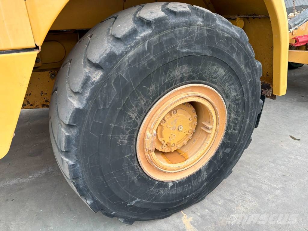 CAT 740B Artikulētie pašizgāzēji