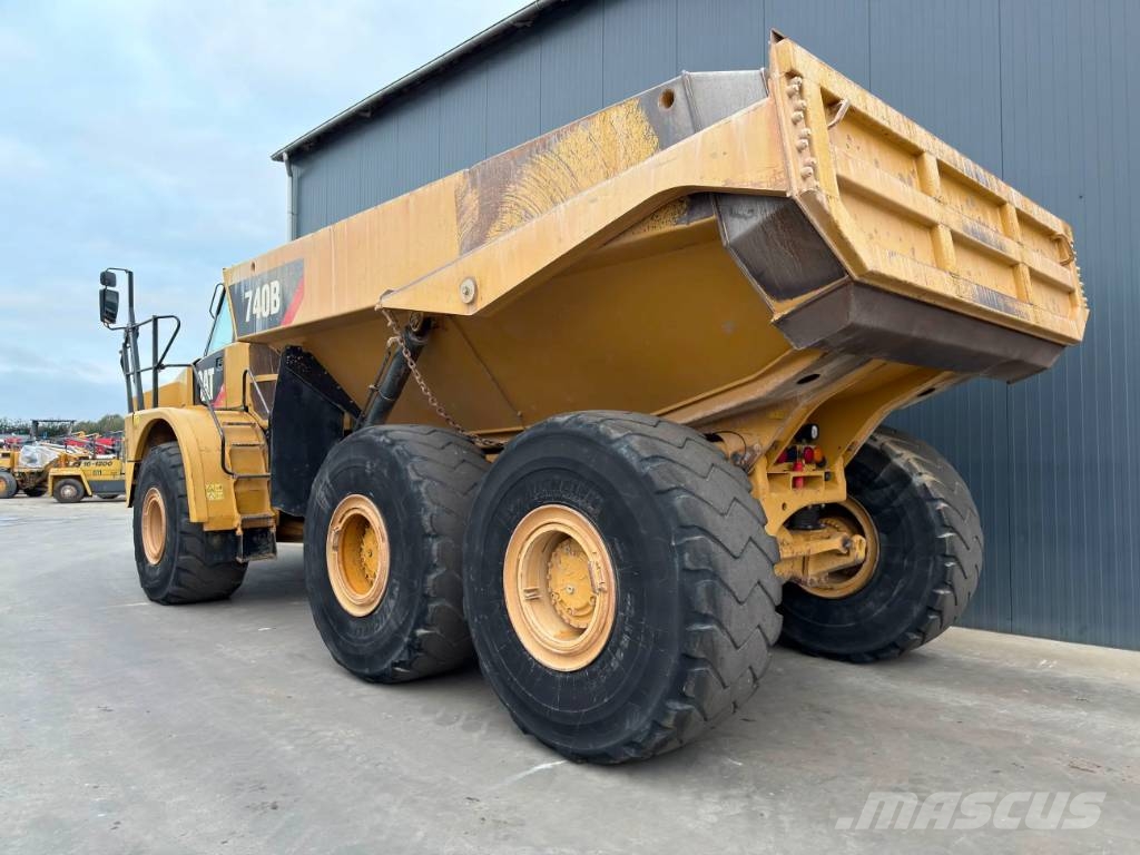 CAT 740B Artikulētie pašizgāzēji