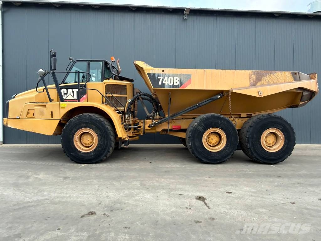 CAT 740B Artikulētie pašizgāzēji