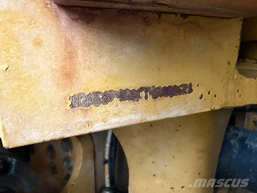 CAT 740B Artikulētie pašizgāzēji