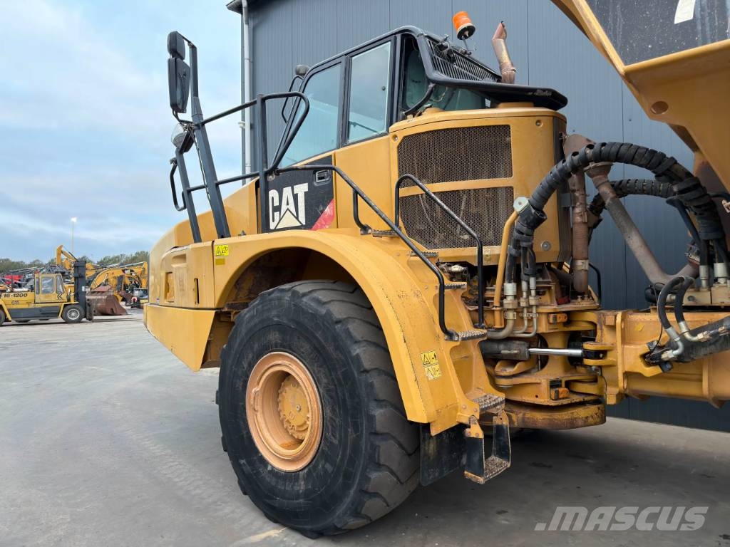 CAT 740B Artikulētie pašizgāzēji