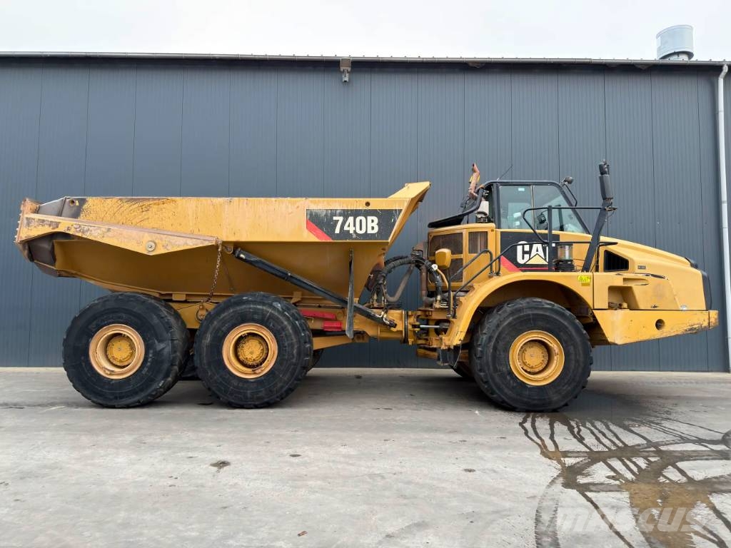 CAT 740B Artikulētie pašizgāzēji