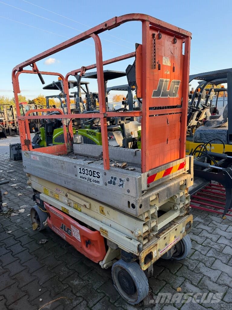 JLG 1930 ES ollós emelő رافعات مقصية الشكل