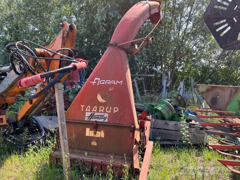 Taarup Farm machinery