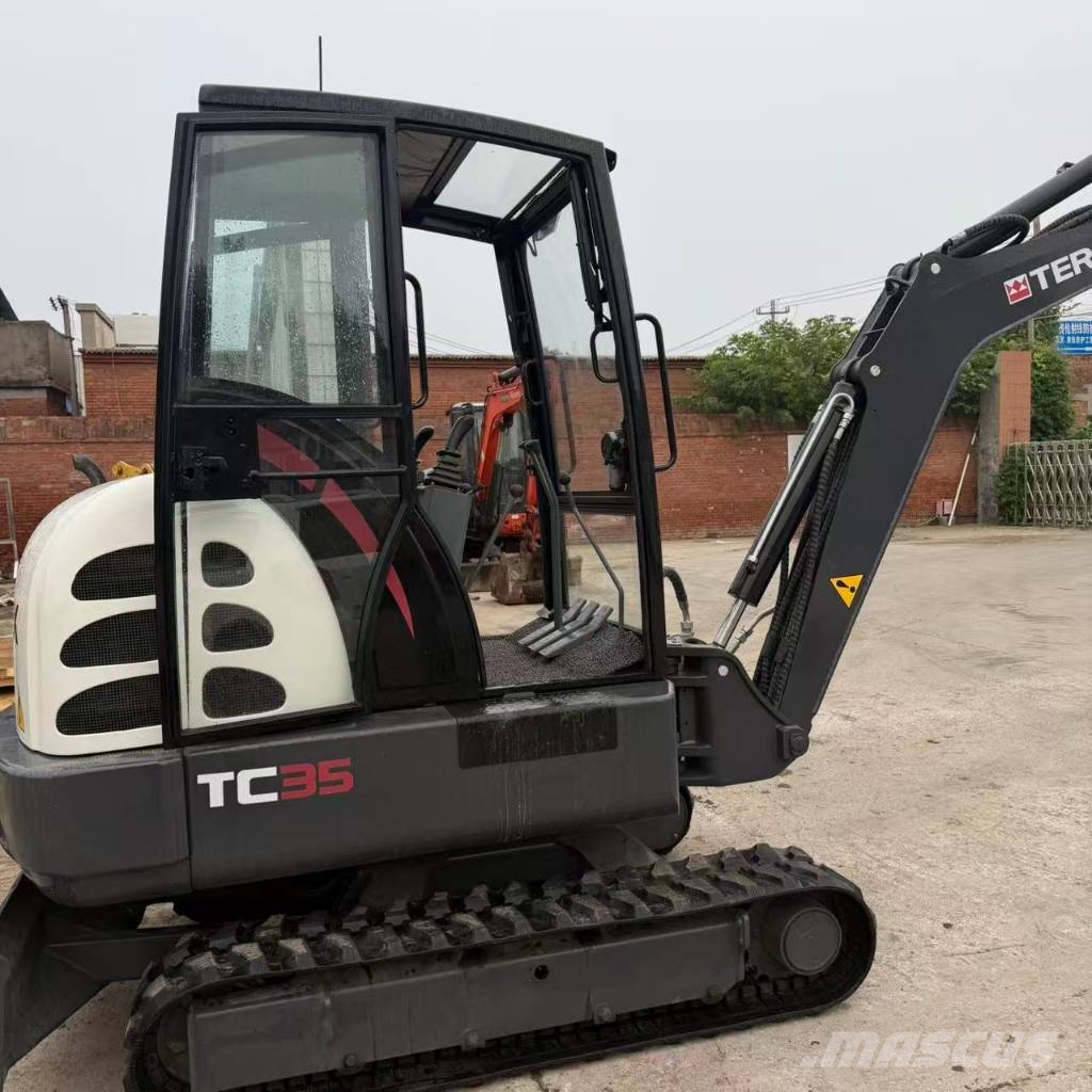 Terex TC 35 小型挖掘机