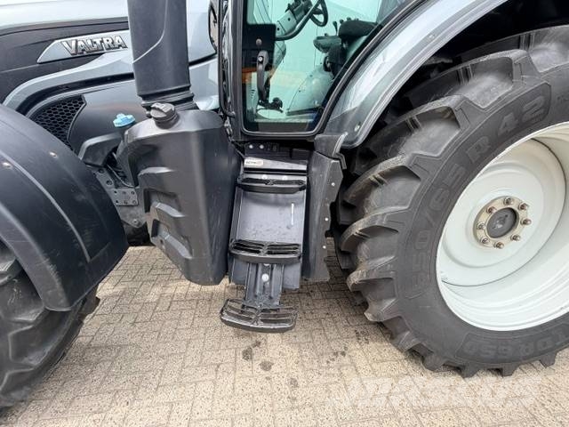Valtra T154 Active, 3.392 uur! FH+PTO Tractores