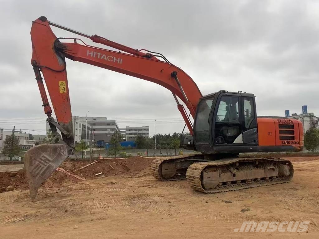 Hitachi ZX 200 Bagri goseničarji