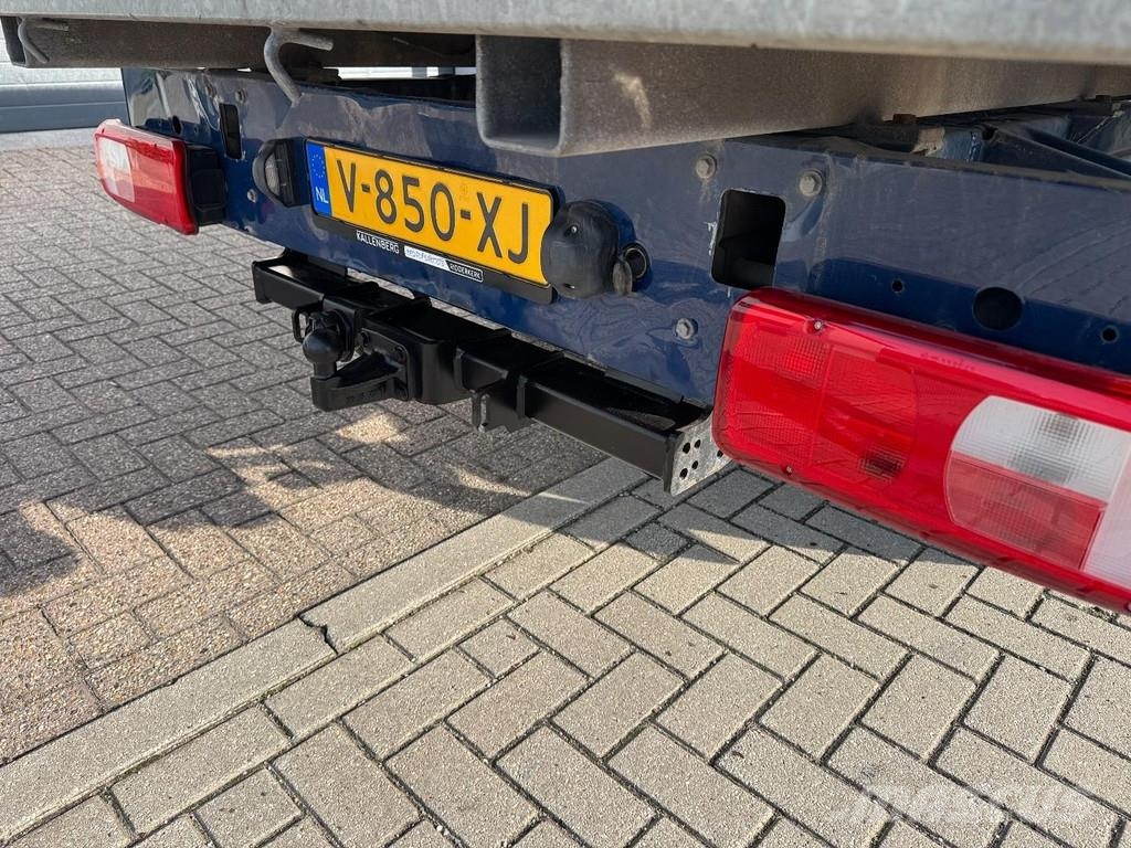 Volkswagen Crafter, Doka, Crane HIAB T023- 3, Only 36.000 Km Pickup/Pritschenwagen