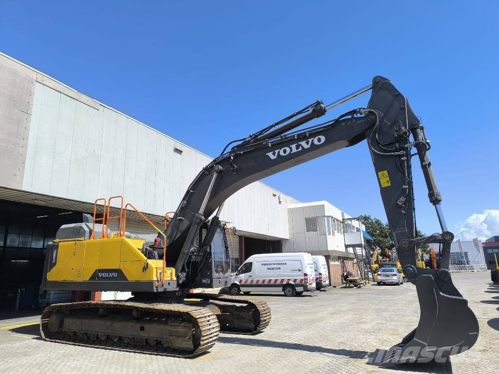 Volvo EC 380 EL Гусеничні екскаватори
