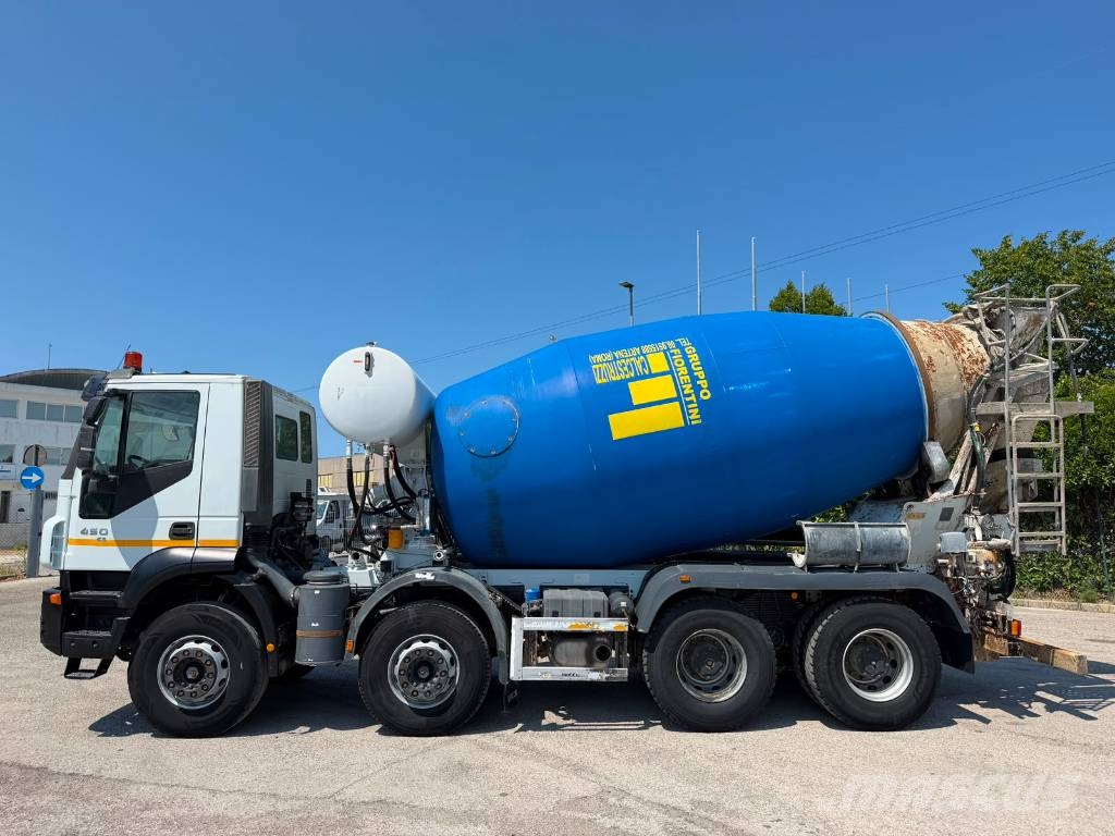 Iveco Trakker 450 Betonmixers en pompen