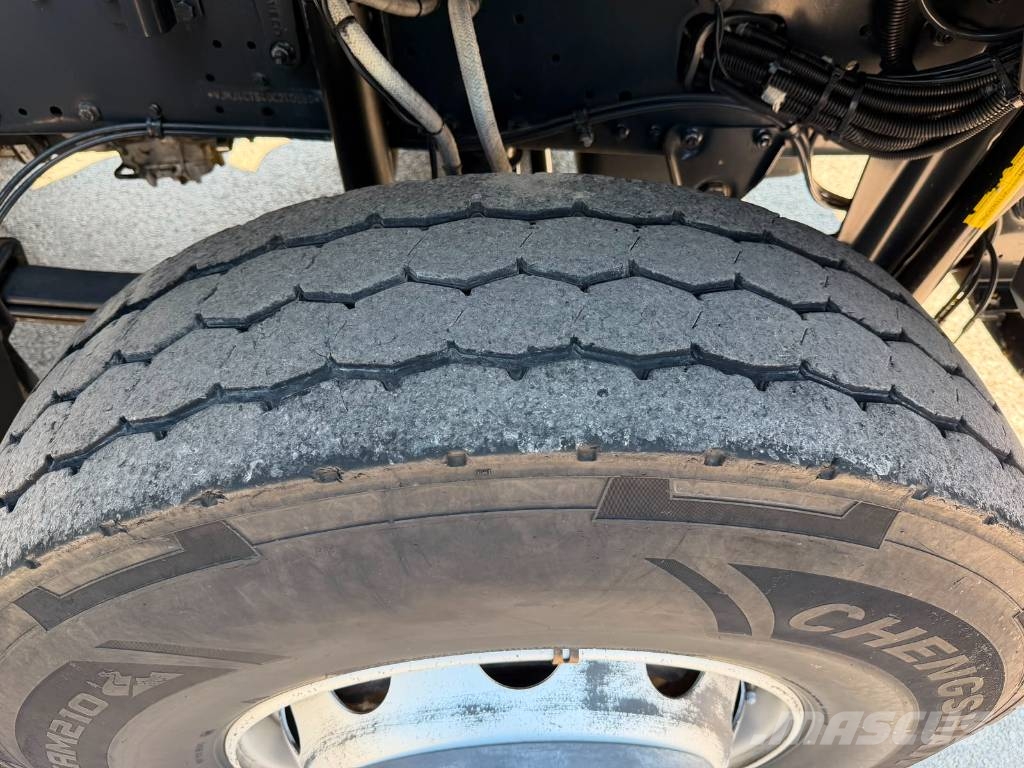 Iveco Trakker 450 Betonmixers en pompen