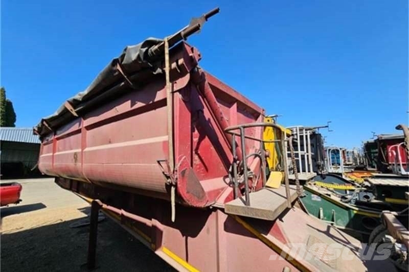  Top Trailer 40M3 LINK SIDE TIPPER TRAILER Anders