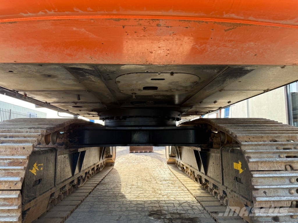 Hitachi ZX490LC-6 22 meter Long Reach Excavadoras sobre orugas