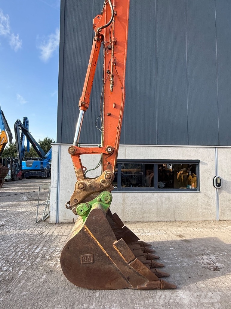 Hitachi ZX490LC-6 22 meter Long Reach Excavadoras sobre orugas