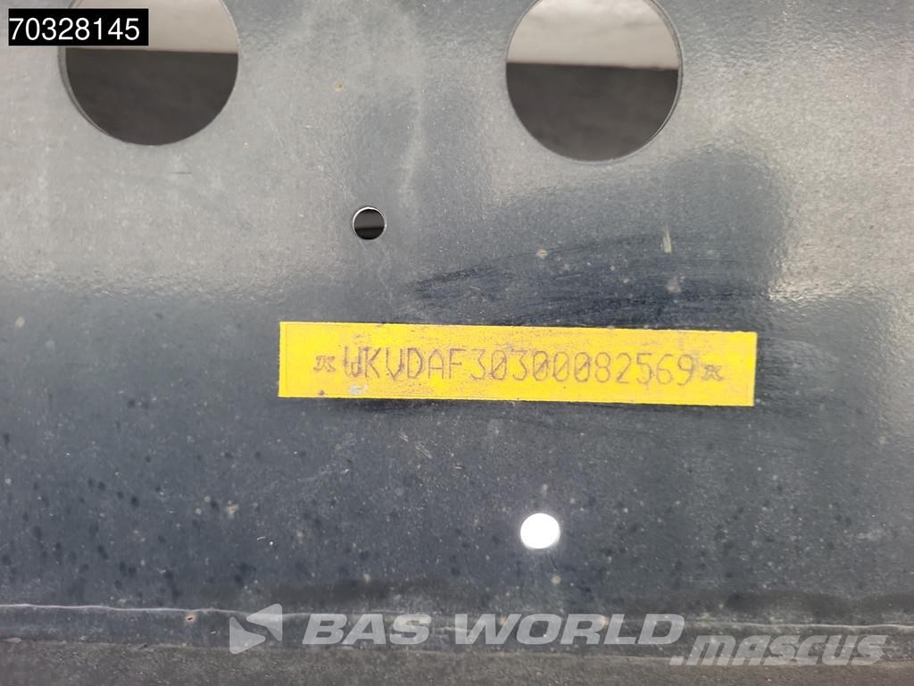 Kässbohrer XS 5 axles Sliding Roof Polprikolice s ponjavo