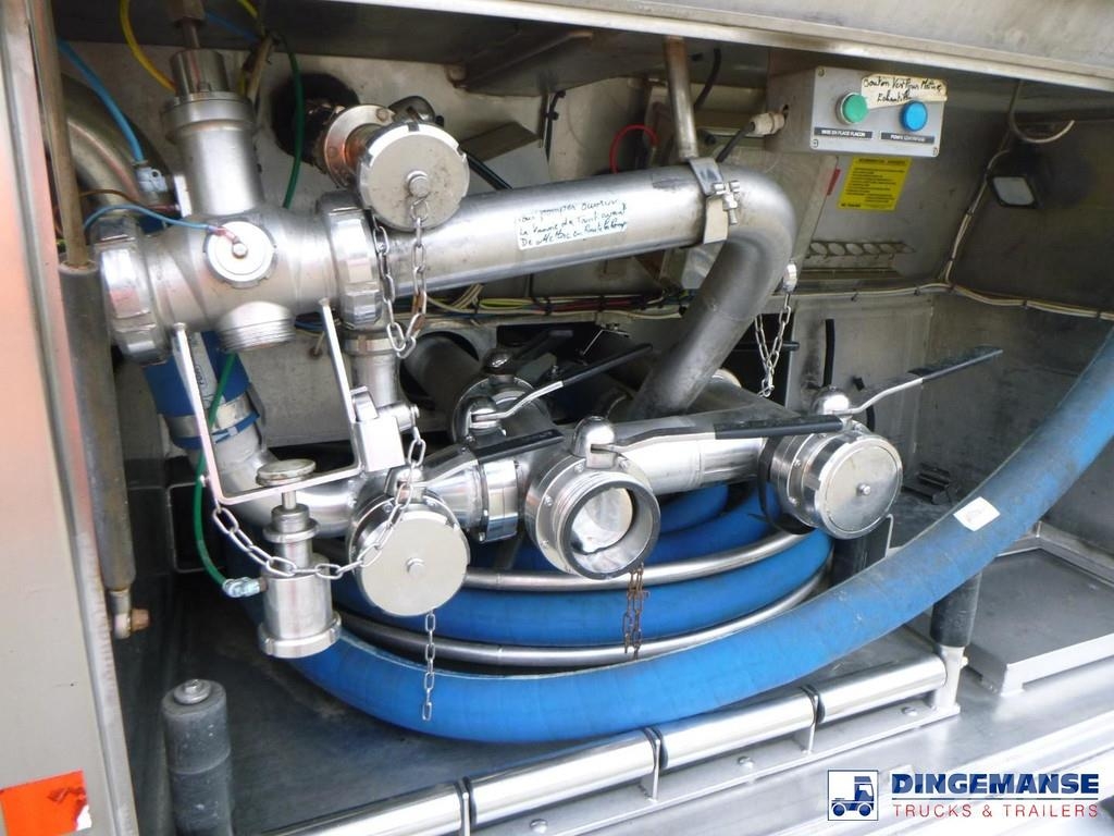 Magyar Food tank (milk) inox 30 m3 / 1 comp + pump Tanktrailer