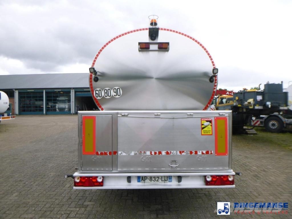 Magyar Food tank (milk) inox 30 m3 / 1 comp + pump Tanktrailer