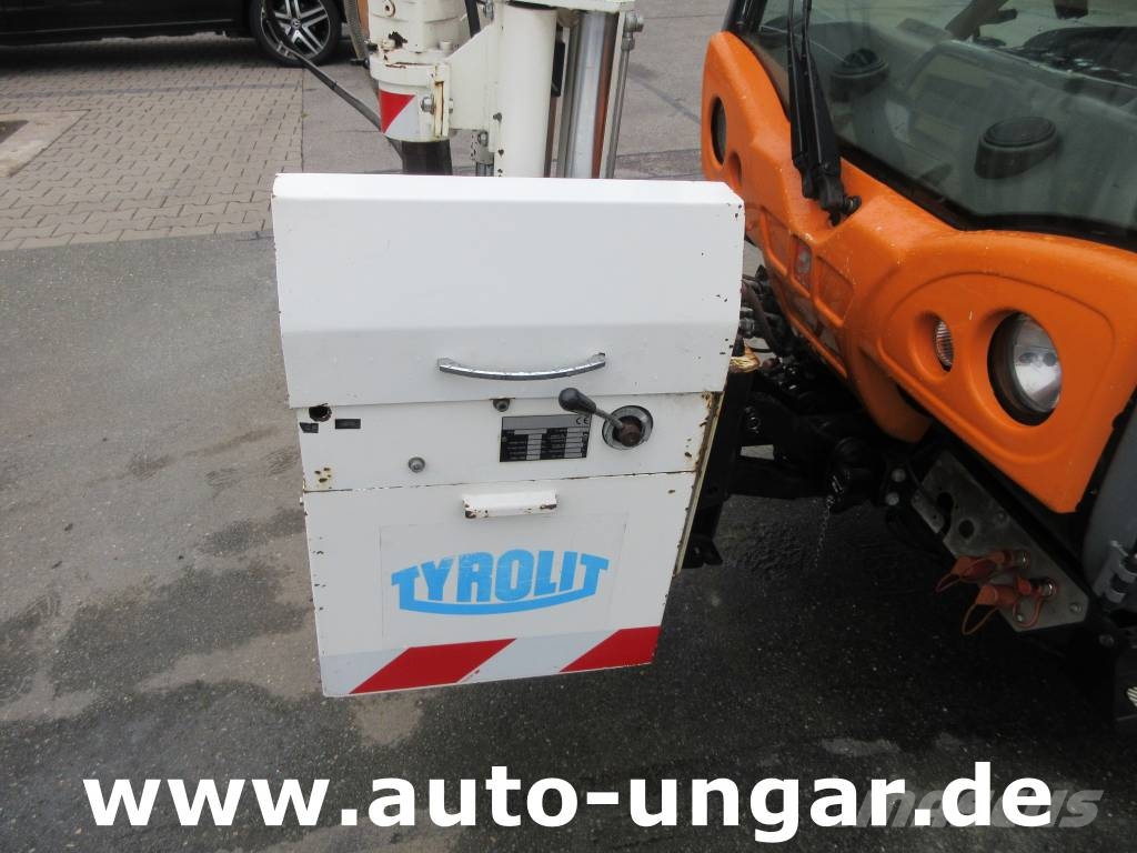Ausa M200H 4x2x4 Baujahr 2015 mit Tyrolit Bohrer Portaherramientas