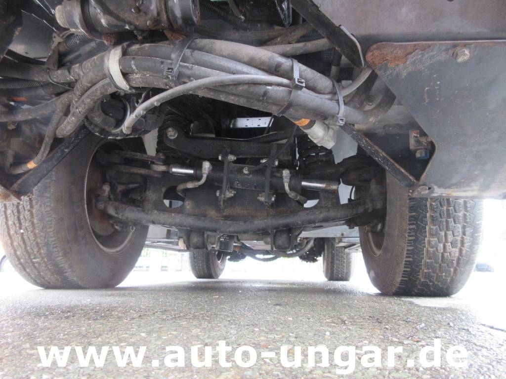 Ausa M200H 4x2x4 Baujahr 2015 mit Tyrolit Bohrer Portaherramientas