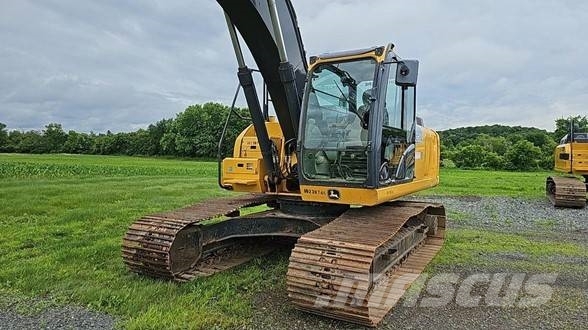 John Deere 210G LC Excavadoras de cadenas