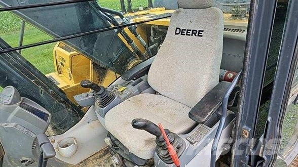 John Deere 210G LC Excavadoras de cadenas