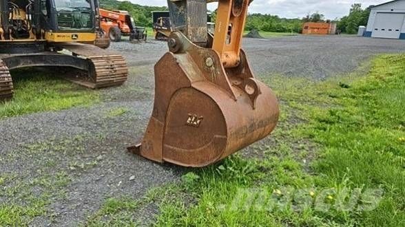 John Deere 210G LC Excavadoras de cadenas