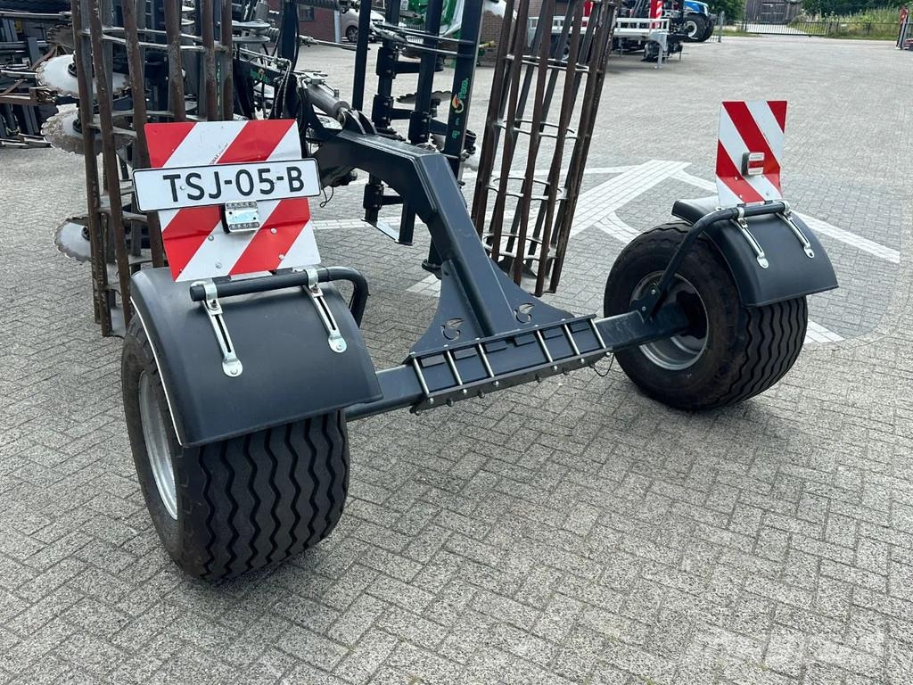 Agro-Tom Getrokken Schijveneg/Cultivator Coltivatori