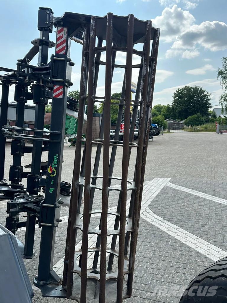 Agro-Tom Getrokken Schijveneg/Cultivator Coltivatori