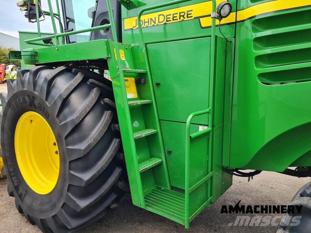 John Deere 7450 Including Kemper 360 Plus Getrokken veldhakselaar