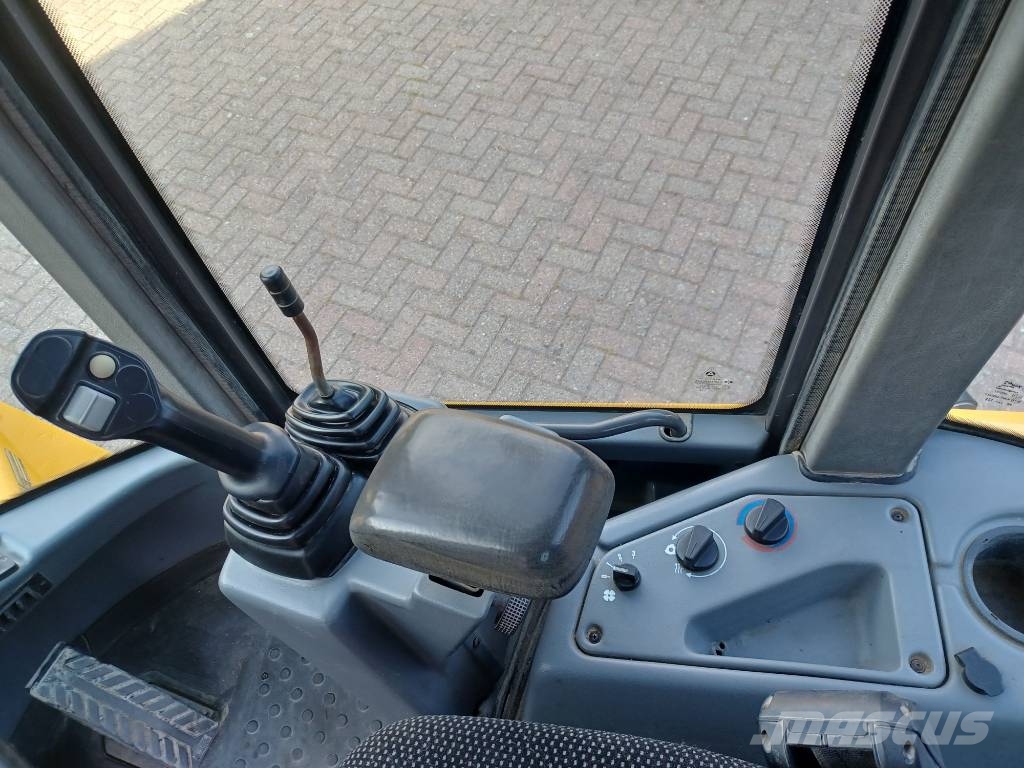 Volvo L 30 B لوادر بعجل