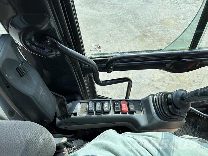 Hitachi ZX170W-6 Ekskavatori uz riteņiem