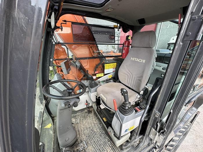 Hitachi ZX170W-6 Ekskavatori uz riteņiem