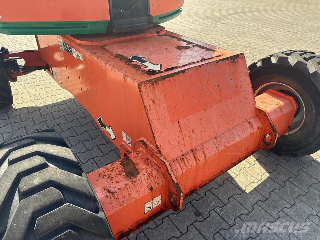 JLG 460SJ Teleskopbühnen