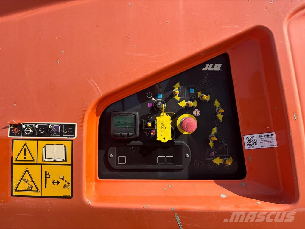 JLG 460SJ Teleskopbühnen